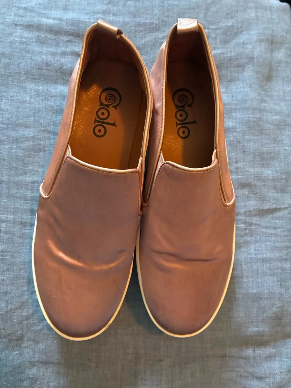 Colo Vivian Velvet Slip-On Sneakers in Rose Pink size:9